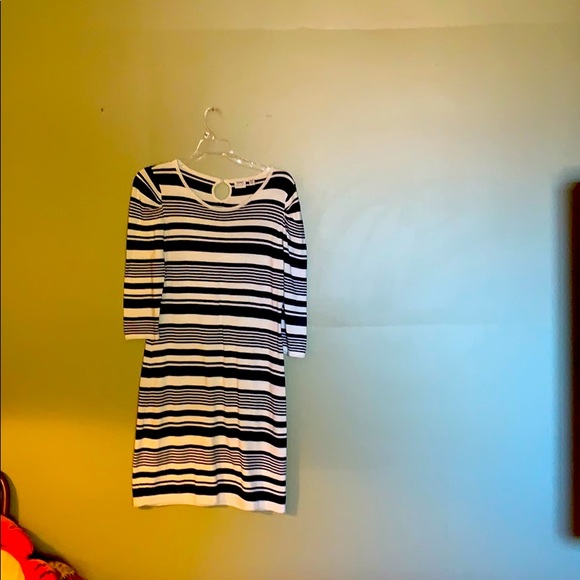 Esprit Dress - Picture 2 of 3